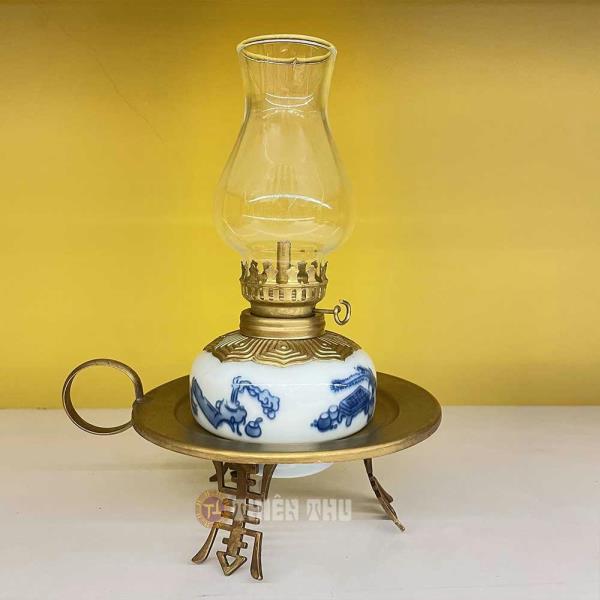 Đèn dầu sứ men dĩa 